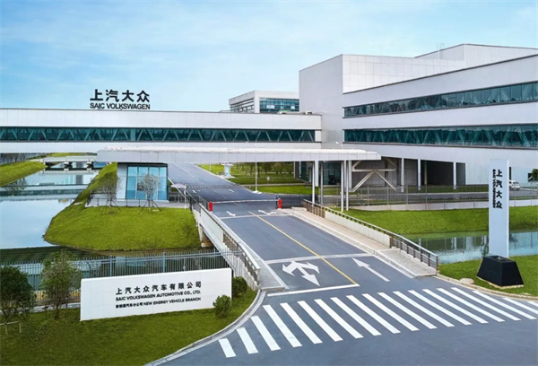 品牌丨合资品牌销冠续写传奇：上汽大众以"油电并进"迎战2025