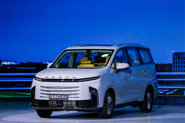 大空间、更省钱、长续航，“国民家用MPV”上汽大通G50混动MPV开启预售，满足家庭用车、旅游出行等全需求！